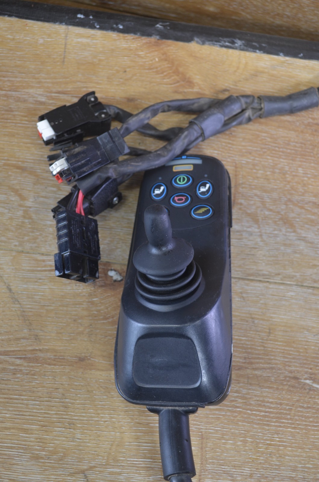 VSI 6-Key Wheelchair Joystick PG Drives D50402 Pride CTLDC1324 Elevating Seat