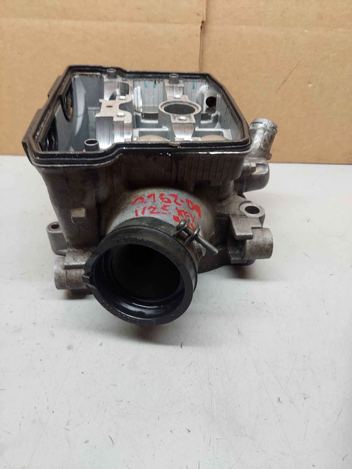 08-14 Kawasaki kfx450 Cylinder Head W/ Valves **READ FULL DESCRIPTION**