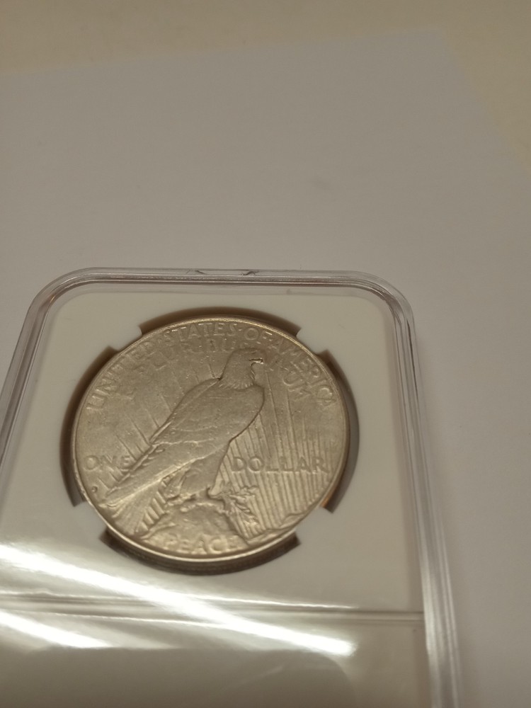1928 S Peace Silver Dollar - Excellent Condition AU