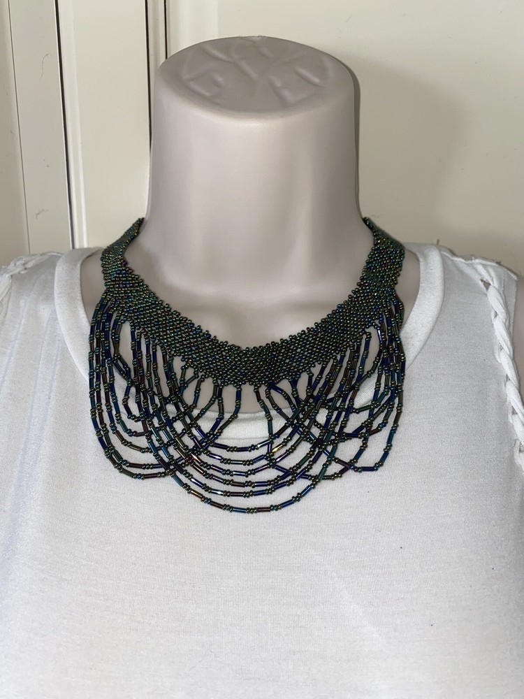 Seed Bead Peacock Colors Beautiful EUC Necklace