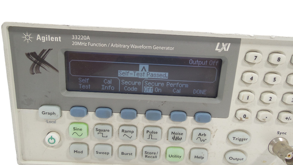 Agilent 33220A 20MHz Function / Arbitrary Waveform Generator - Free Shipping