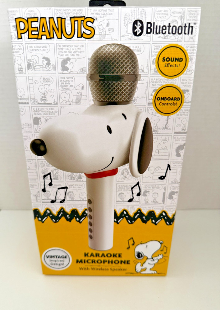 Peanuts Snoopy Bluetooth Karaoke Microphone Wireless Speaker NEW