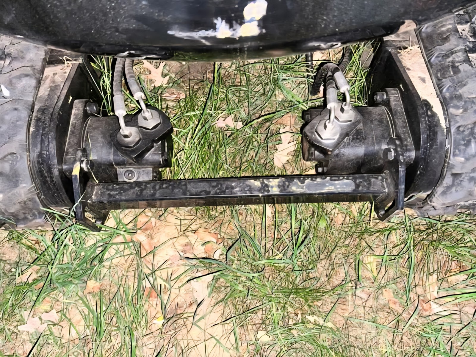 China Mini Excavator Drive Motor Reinforcement Brackets With Tie Down Slot