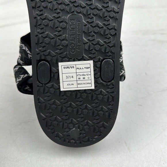 Pulltop Jolin Men’s Sandal Black/White sz 4