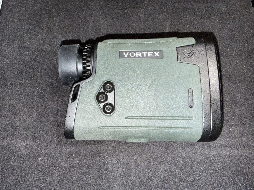Vortex Viper HD 3000 Laser Rangefinder (LRF-VP3000)