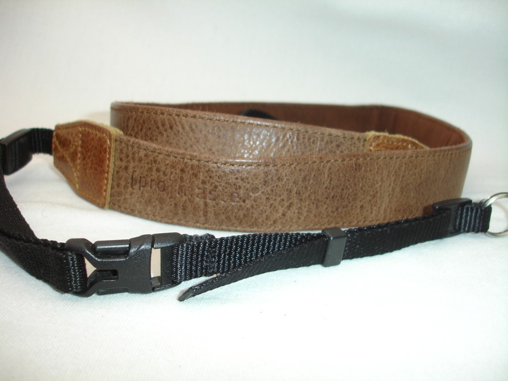 PROMASTER Quick release camera NECK STRAP with lugs (Brown)