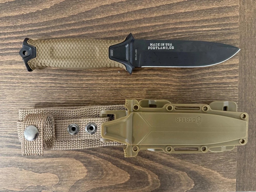 Gerber StrongArm Fixed Blade Knife Plain Edge - Coyote Brown