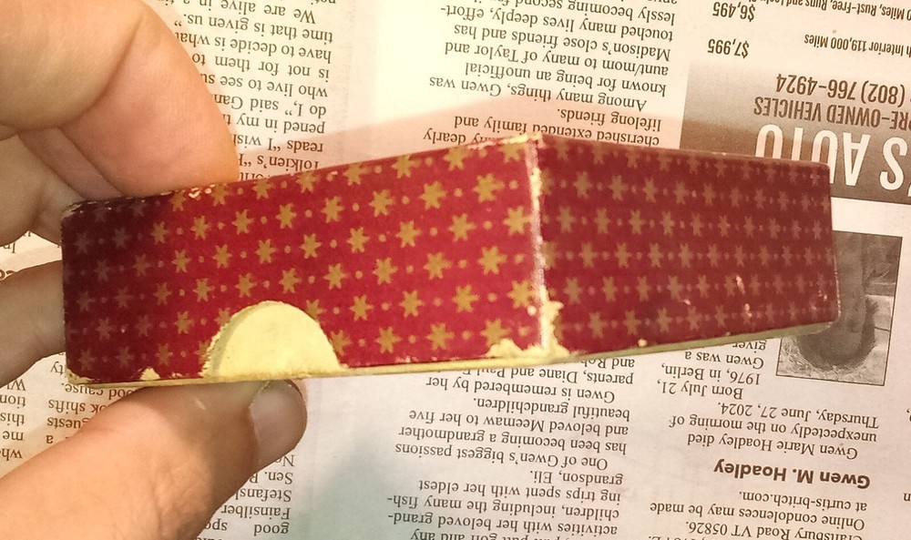 Antique - Bay State Boston Mandolin String + Box