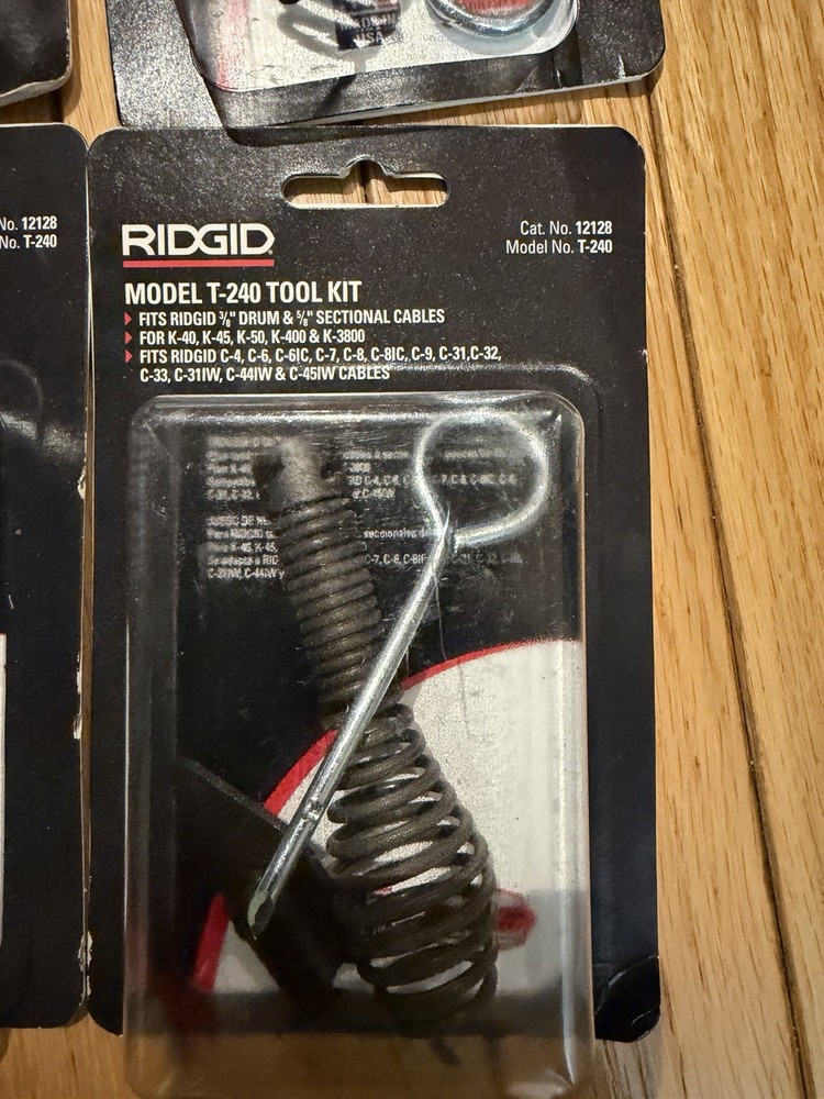 9 RIDGID T-240 TOOL KIT
