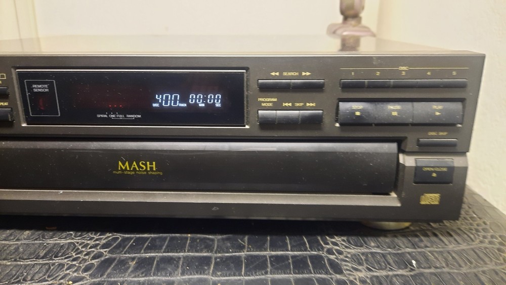 Technics Compact Disc Changer Sl-pd827 (Works)