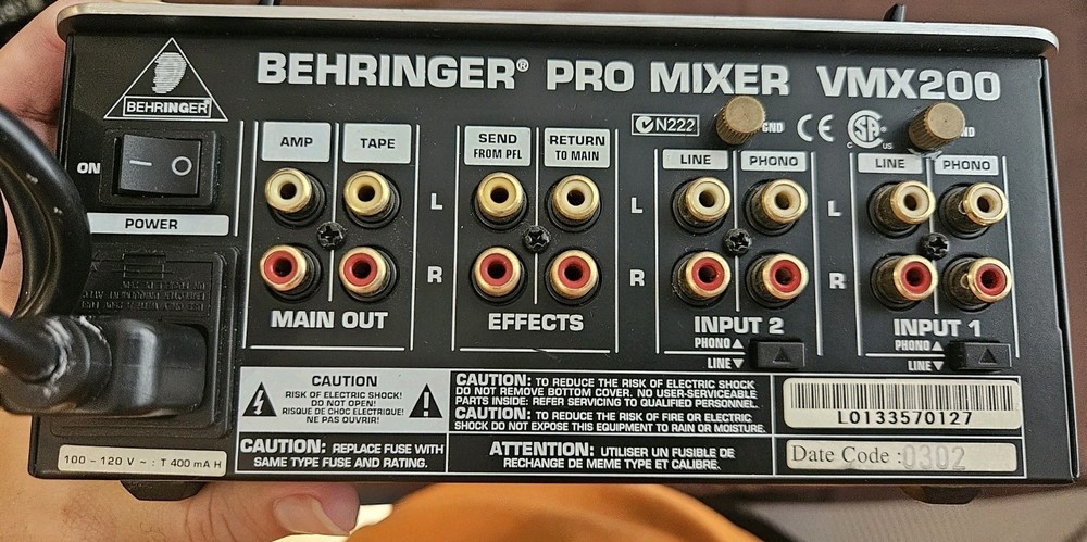 Behringer VMX200 Fully VCA Controlled DJ Mixer