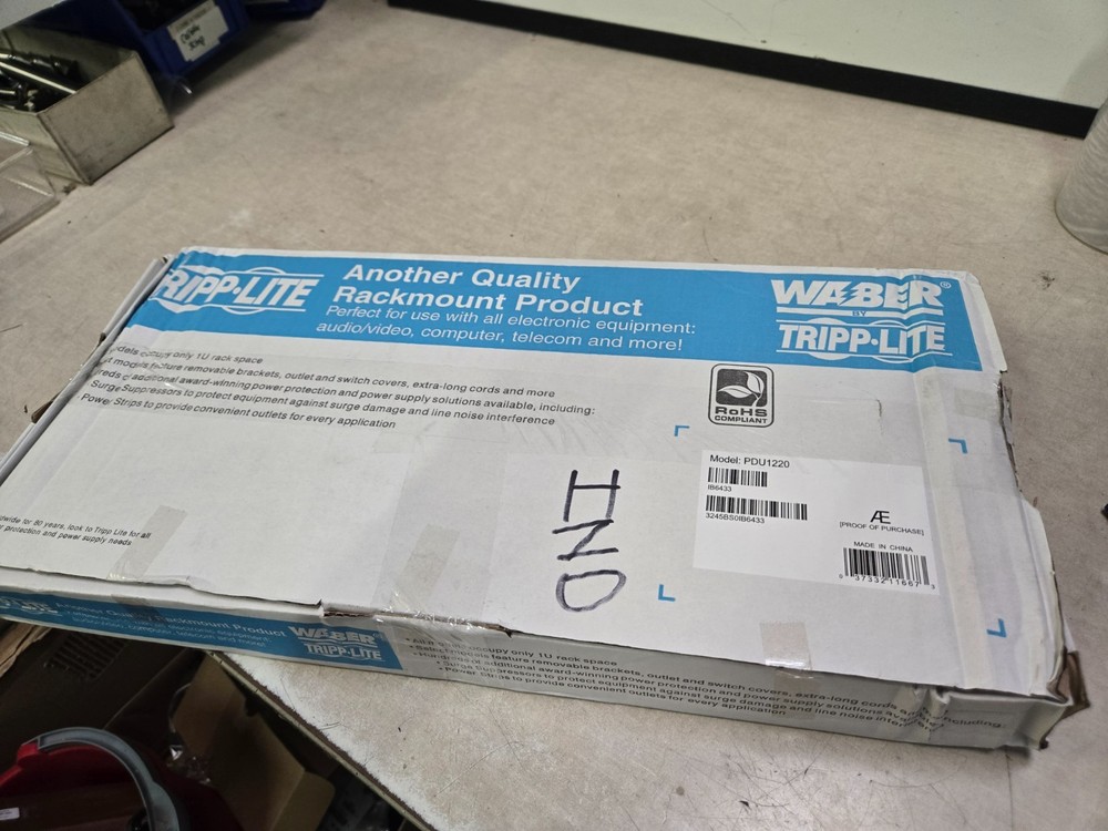 Tripp Lite Single-Phase Basic PDU1220 Power Distribution Unit NOB