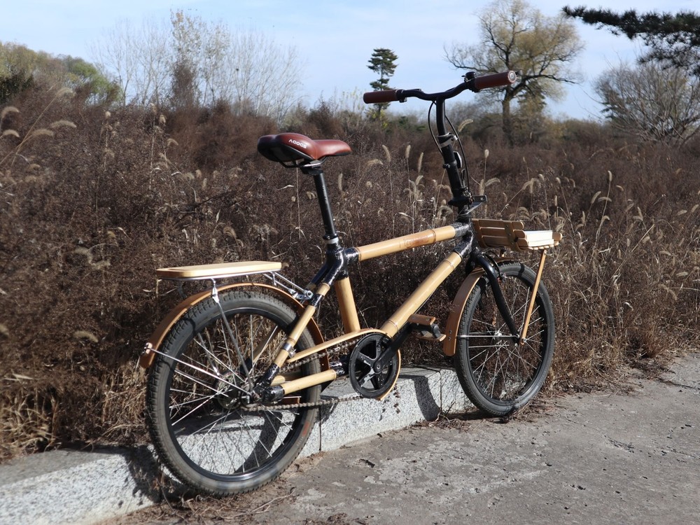 Custom Bamboo Bicycle Front Rack With Bungee Cords
