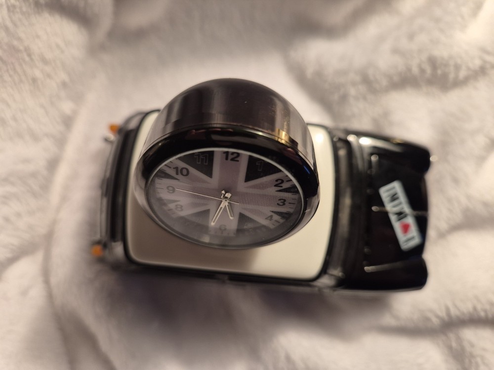 Mini Cooper Scale Model Car Retro Desk Clock - Black