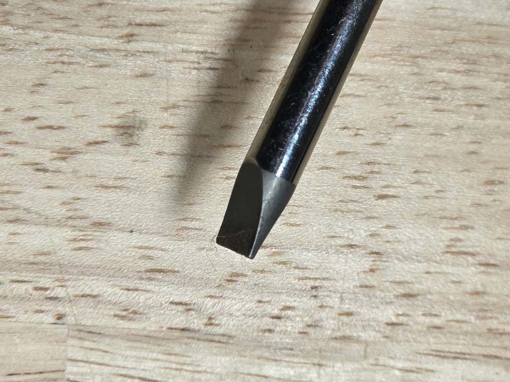 snap on tools red stubby flathead screwdriver SHD1