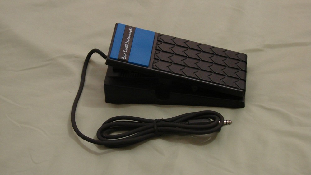 Dave Smith Instruments Expression / Volume Pedal for synthesizers unused.