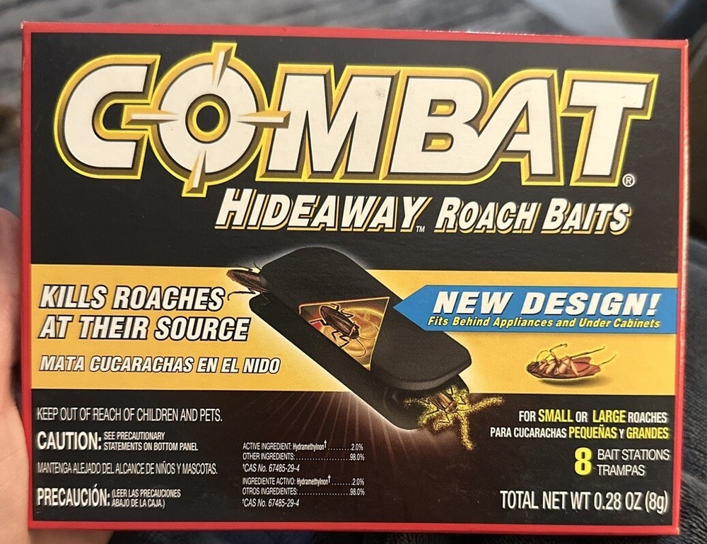 Combat Hideaway Roach Baits-For Small Or Large Roaches-8 Bait Stations