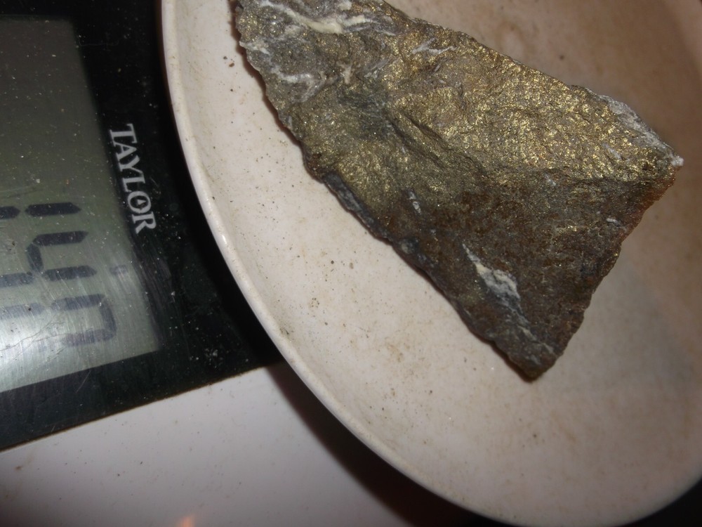 Gold, silver, copper, 140 grams samples ,ore high grade .