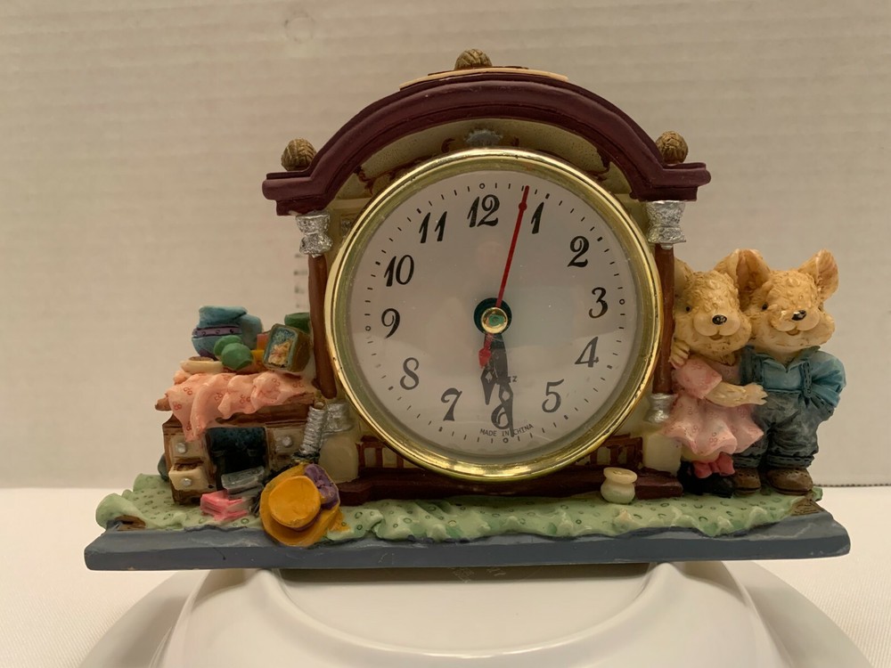 Easter Bunny House Clock