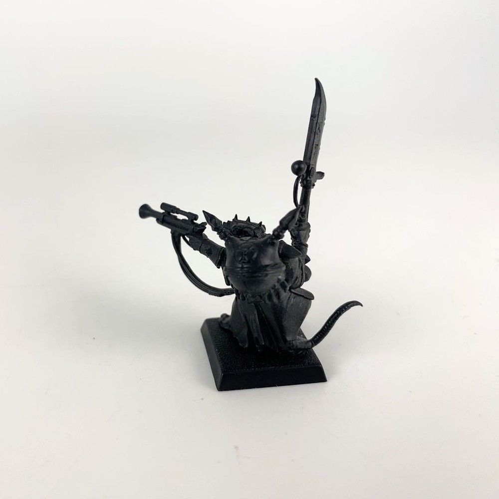 x1 Warlock Engineer Plastic Warhammer FB | P-00S50
