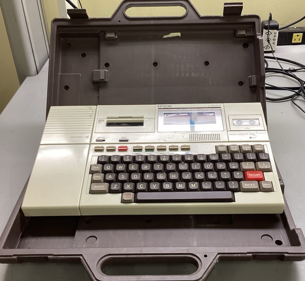 VINTAGE EPSON PORTABLE COMPUTER MODEL HX-20