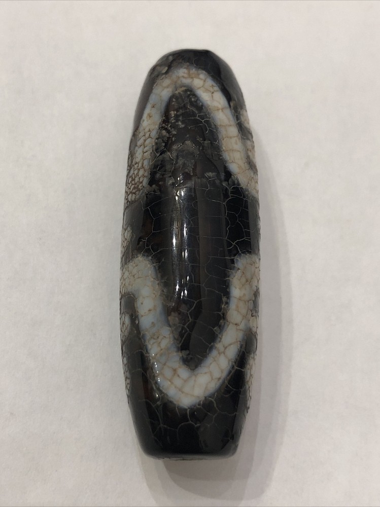 Very Old Tibetan Agate "Double Longevity" Dzi Bead