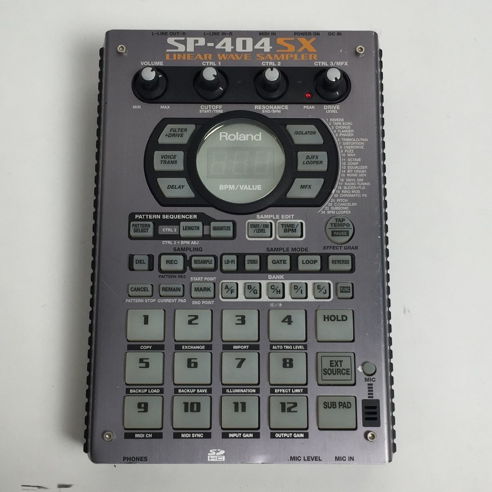 Roland SP-404SX Compact Linear Wave Sampler Main unit only