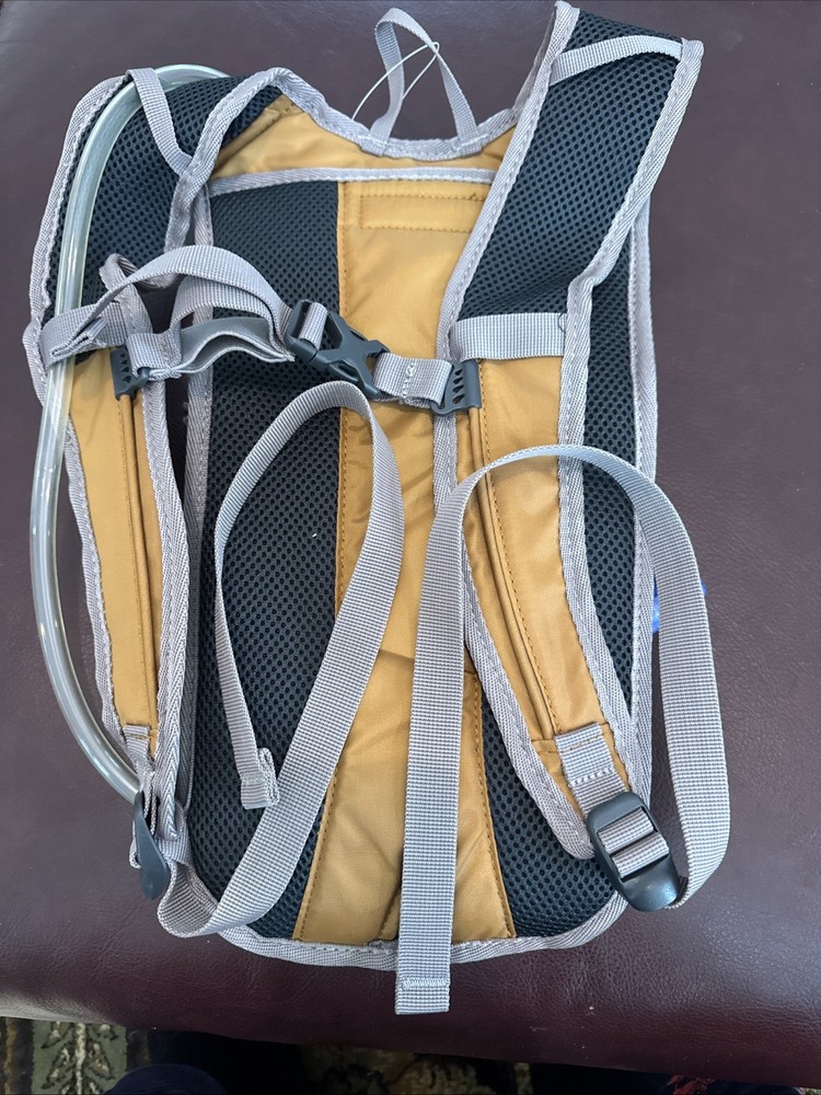 Ozark Trail Hydration Backpack with Hydration Bladder, 2L, Orange/Grey W/Pockets