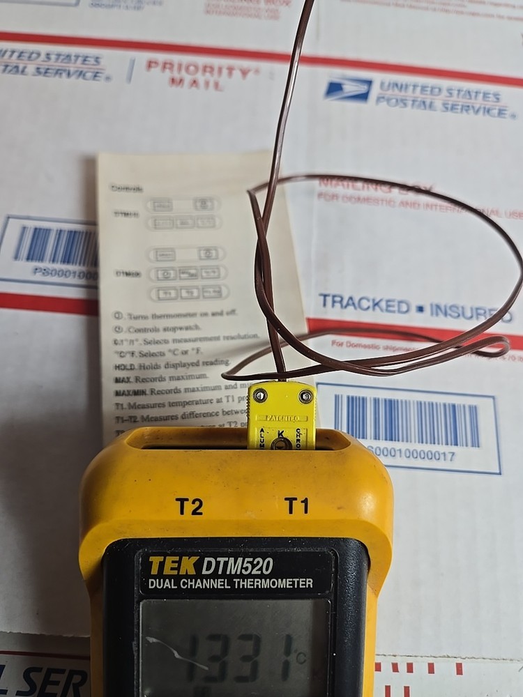 Tektronix DTM520 Dual Channel Digital Testing Thermometer