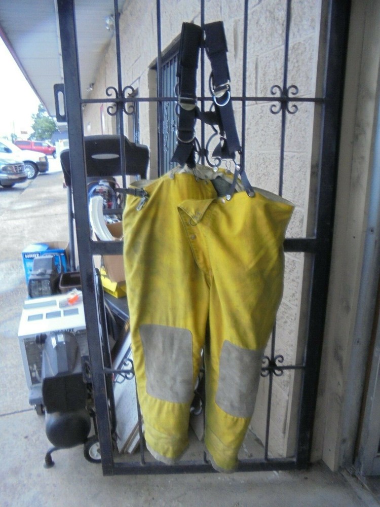 Globe Firefighter Pants Size: 50x28