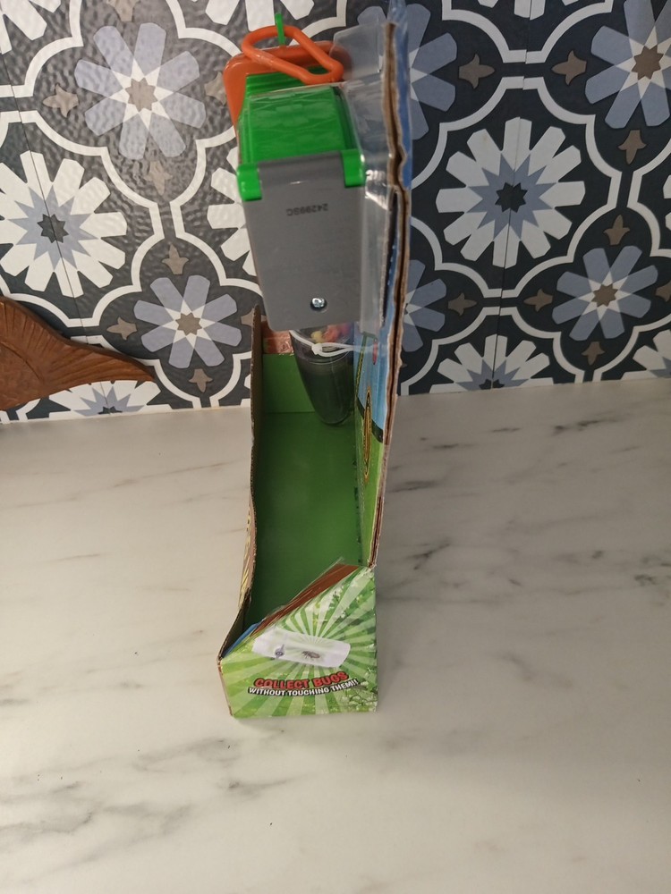 Nature Bound Bug Catcher Toy, Eco-Friendly Bug Vacuum, Catch and Release