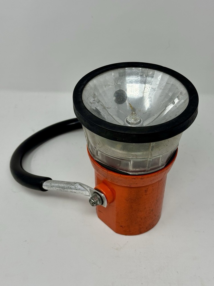 Official Trainman Lantern Rail-Tek Needs 6v Battery