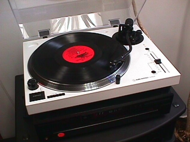 audio-technica LP120XBT-USB in White