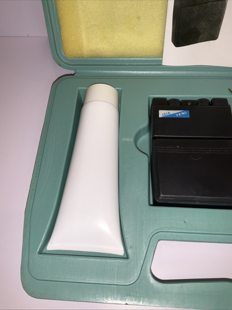 TENS (Transcutaneous Electrical Nerve Stimulation) unit kit, model 1818 Works