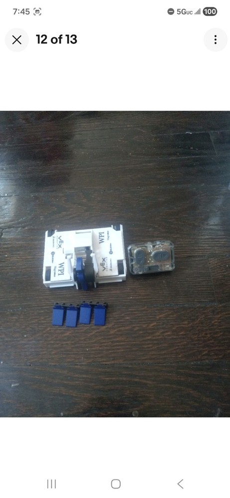HexBug Battle Strategy Kit Battlebots Rivals BlackSmith Vs Bite Force 2 Remotes
