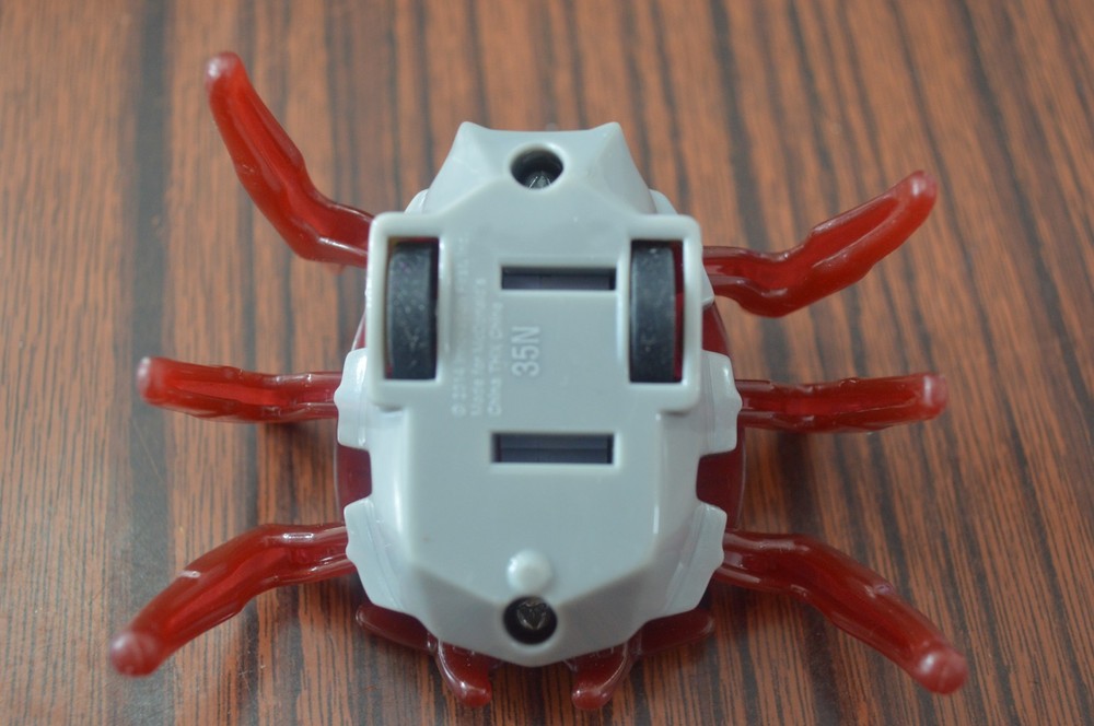 Hexbug Scarab Micro Robotic Toy – Red & Gray Electronic Insect Bug 2014