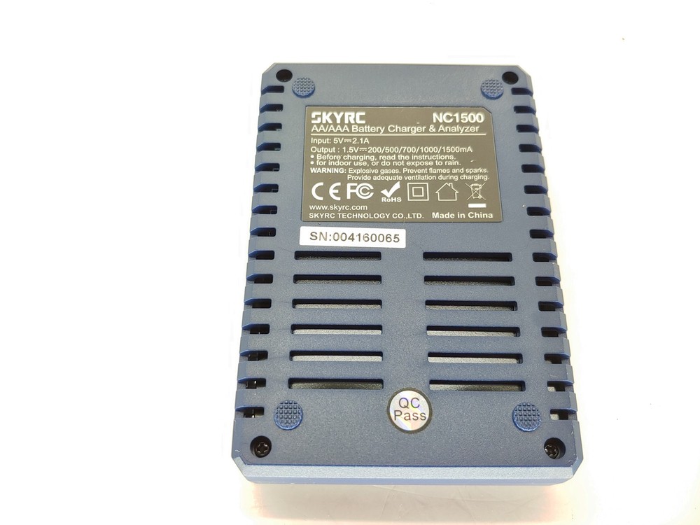 SkyRC NC1500 AA/AAA Battery Charger & Analyzer NEW