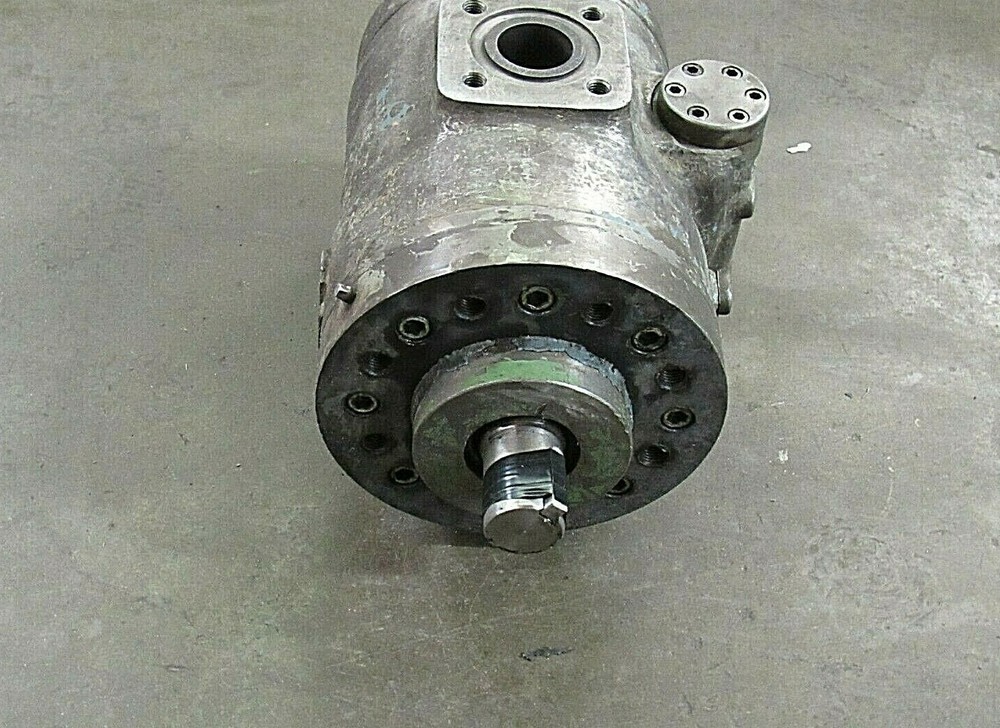 VICKERS VANE PUMP V2340 - USED