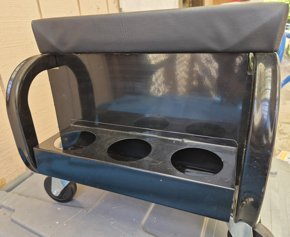 Performance Roller Seat With 3 Drawers PD2016A
