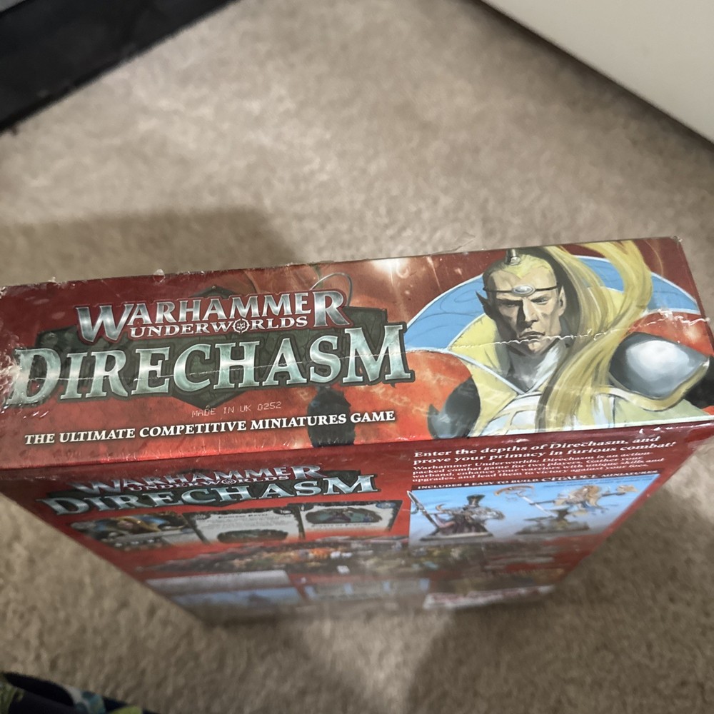 Warhammer Underworld Direchasm Core Set Game Lightly Damaged Seal