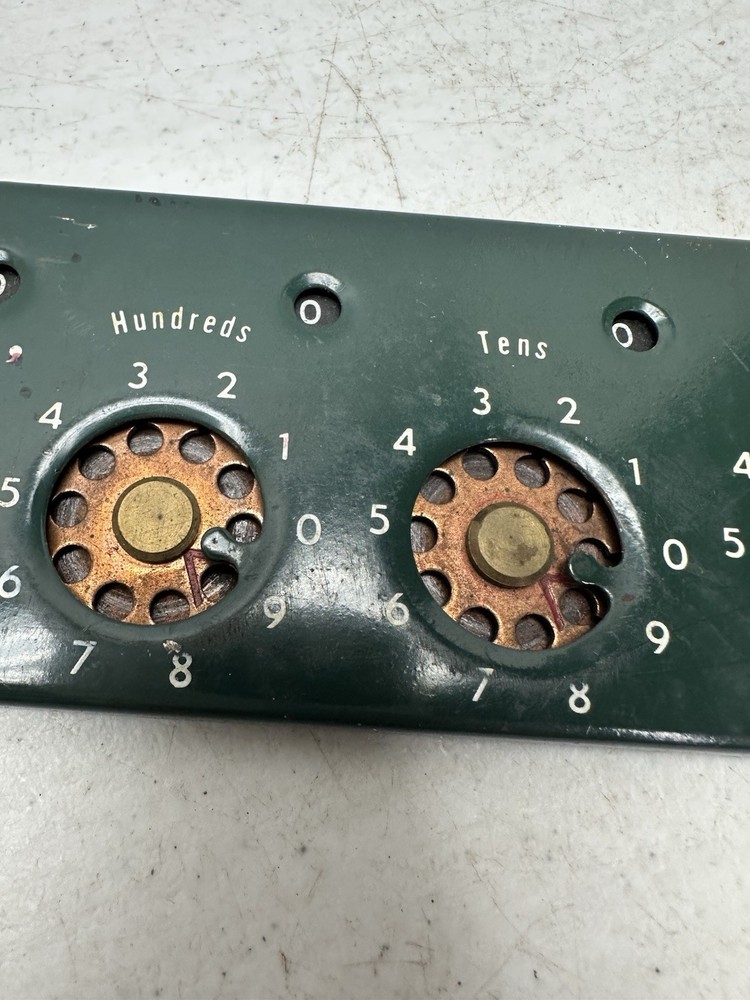 The Lightning Adding Machine Vintage Mechanical Calculator Accounting Arithmetic