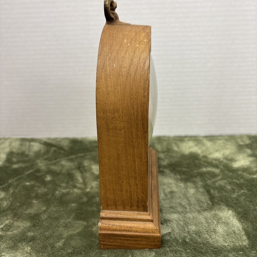 NEW HAVEN Quartz Clock