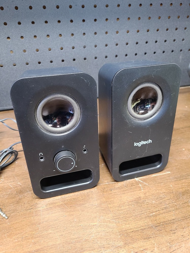 Logitech Z150 Multimedia 2.0 Portable Computer Speakers - Black