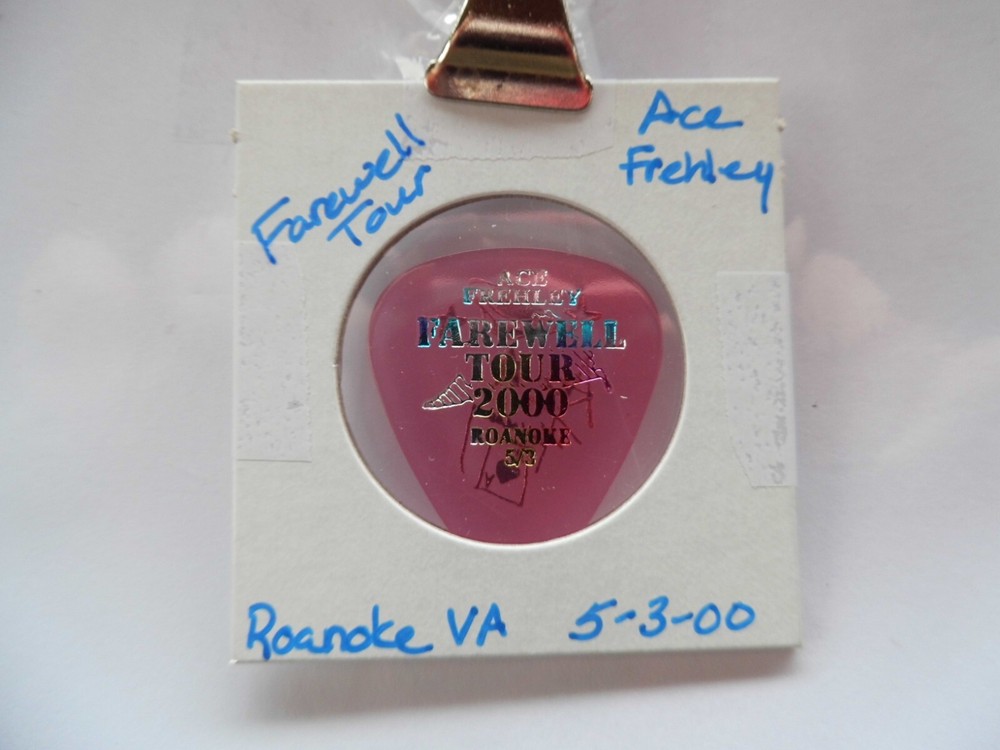 KISS "ACE FREHLEY" GUITAR PICK~5/3/00READ DESCRIPTION  (4/16)