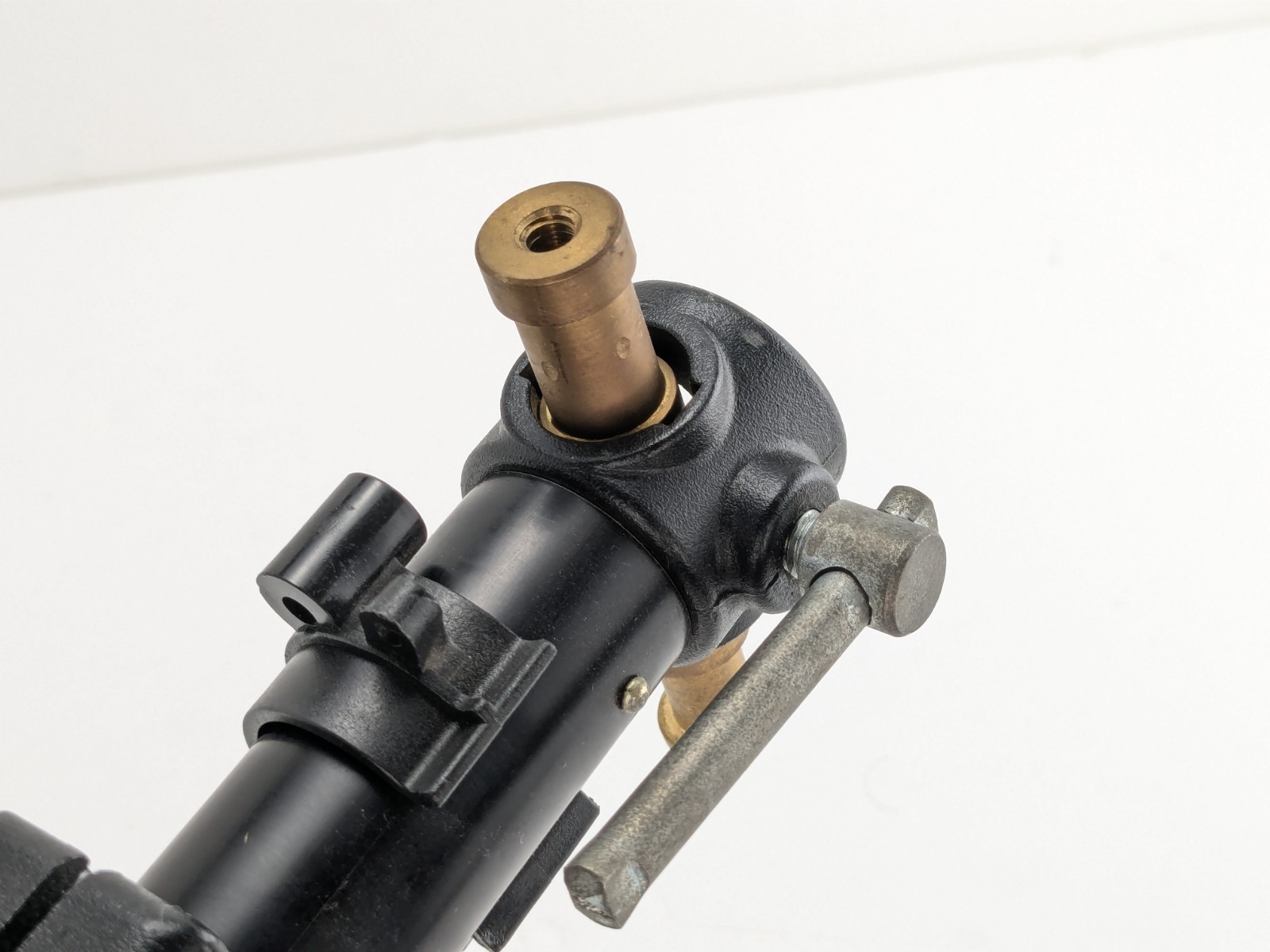 MANFROTTO 098SHB BLACK SHORT WALL MOUNTED BOOM