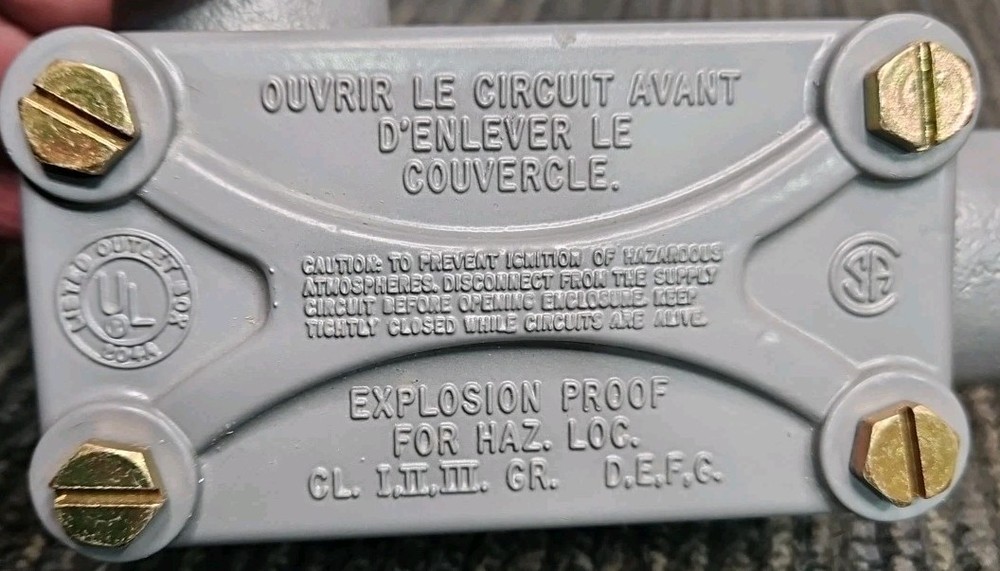 Hubbell Killark XLL-3 Conduit Body