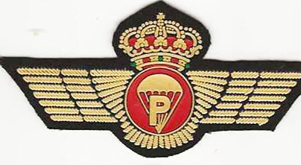 Spanish Army Airborne Para  Rigger Jump Wing Badge / Patch