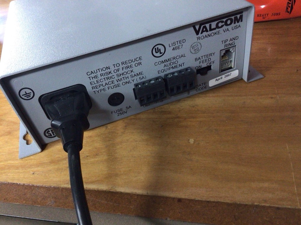 VALCOM V-2000A Integrated Single Zone Page System, w/ Power Cord AS IS