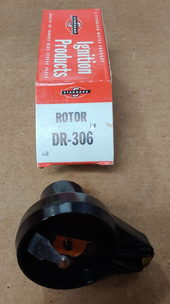 Standard Distributor Rotor DR-306 fits 1951-56 Buick Cadillac Oldsmobile 8cyl