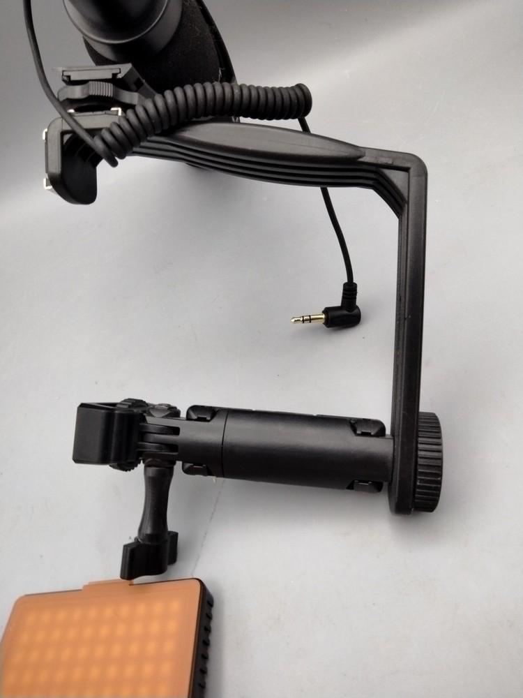 Comica CVM-V30 PRO Camera Microphone Electric Super-Cardioid Directional Stand